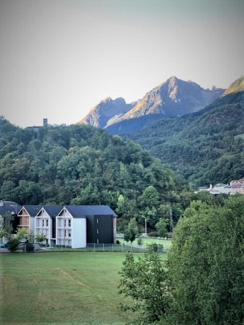 Appartement Tt Confort Au Coeur Des Montagnes Vue Sur Les Montagnes II Wifi Лю-Сен-Совер Екстер'єр фото
